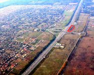 Гора. Фасад Бориспольской трассы. 90 метров фасада !