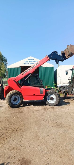 Ładowarka teleskopowa Massey  Ferguson 8937 USZKODZONA...