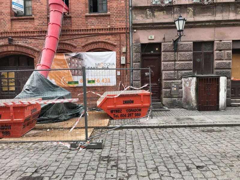 Wywóz gruzu, śmieci,złomu kontenery 2,4,8,12,40 m3 Toruń i okolice