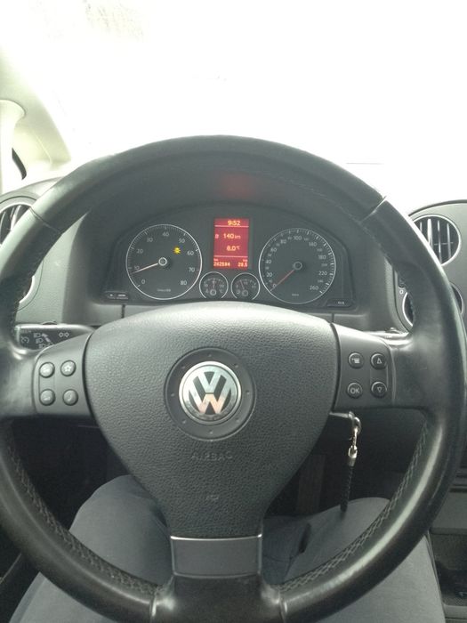 Продам авто Volkswagen Golf plus