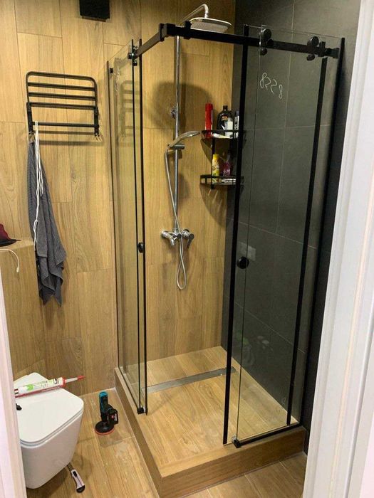 Душові кабіни під замовлення