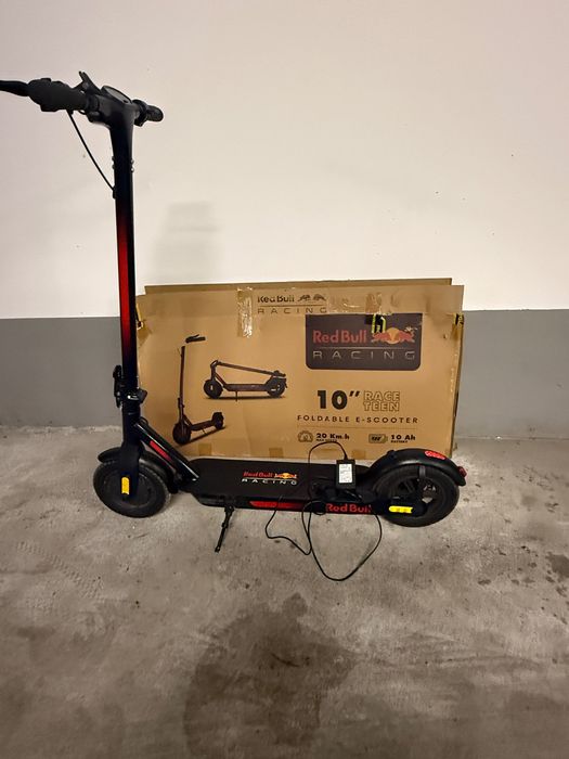 Hulajnoga elektryczna RED BULL Racing 10 w super stanie IGŁA