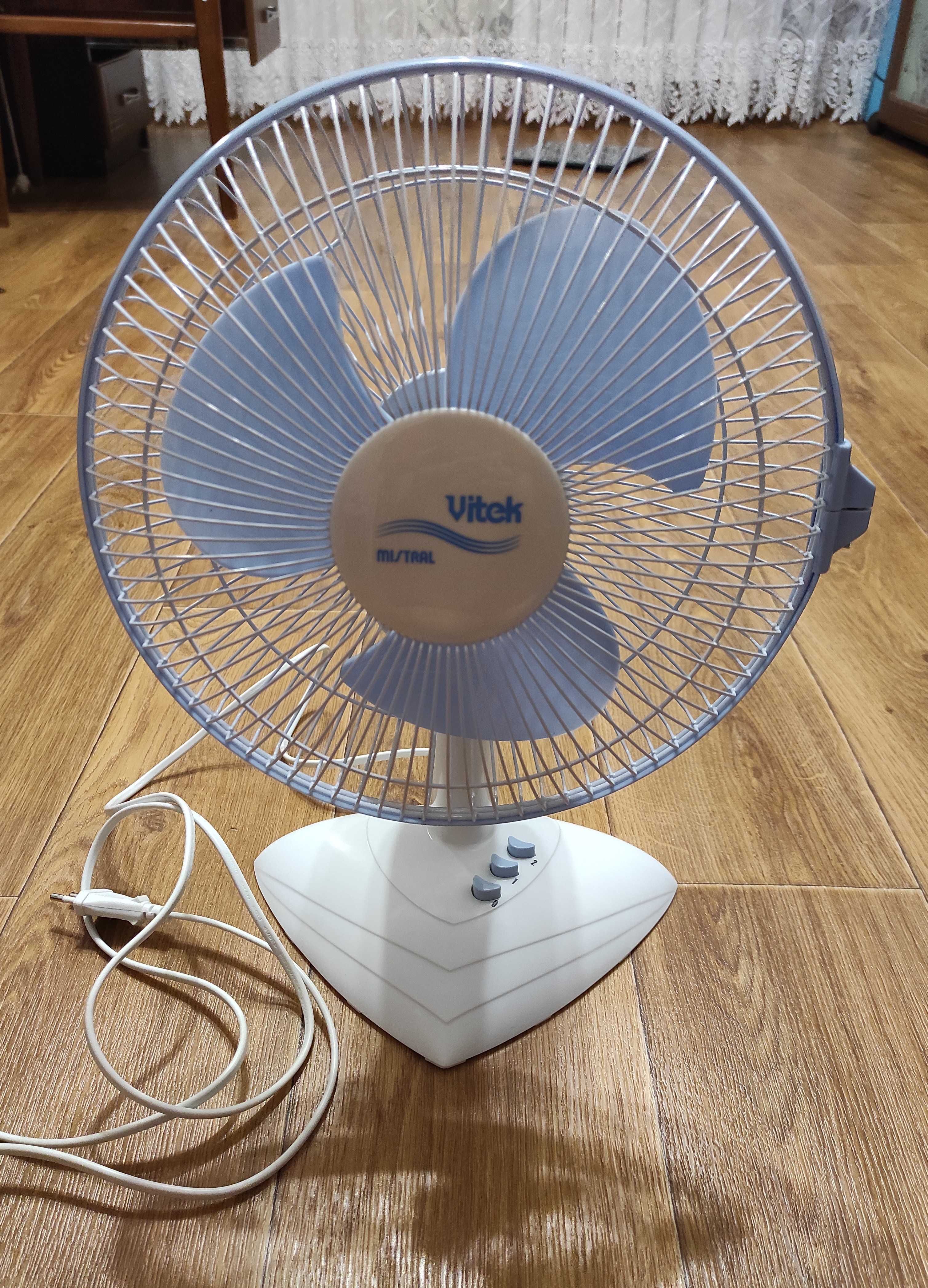 Настольный вентилятор, настільний вентилятор Vitek VT-1901 W