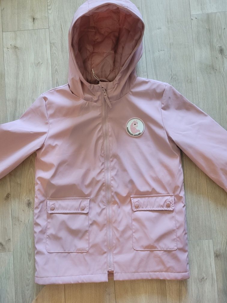 Gumowany płaszcz kurtka przeciwdeszczowa 134 sinsay różowa