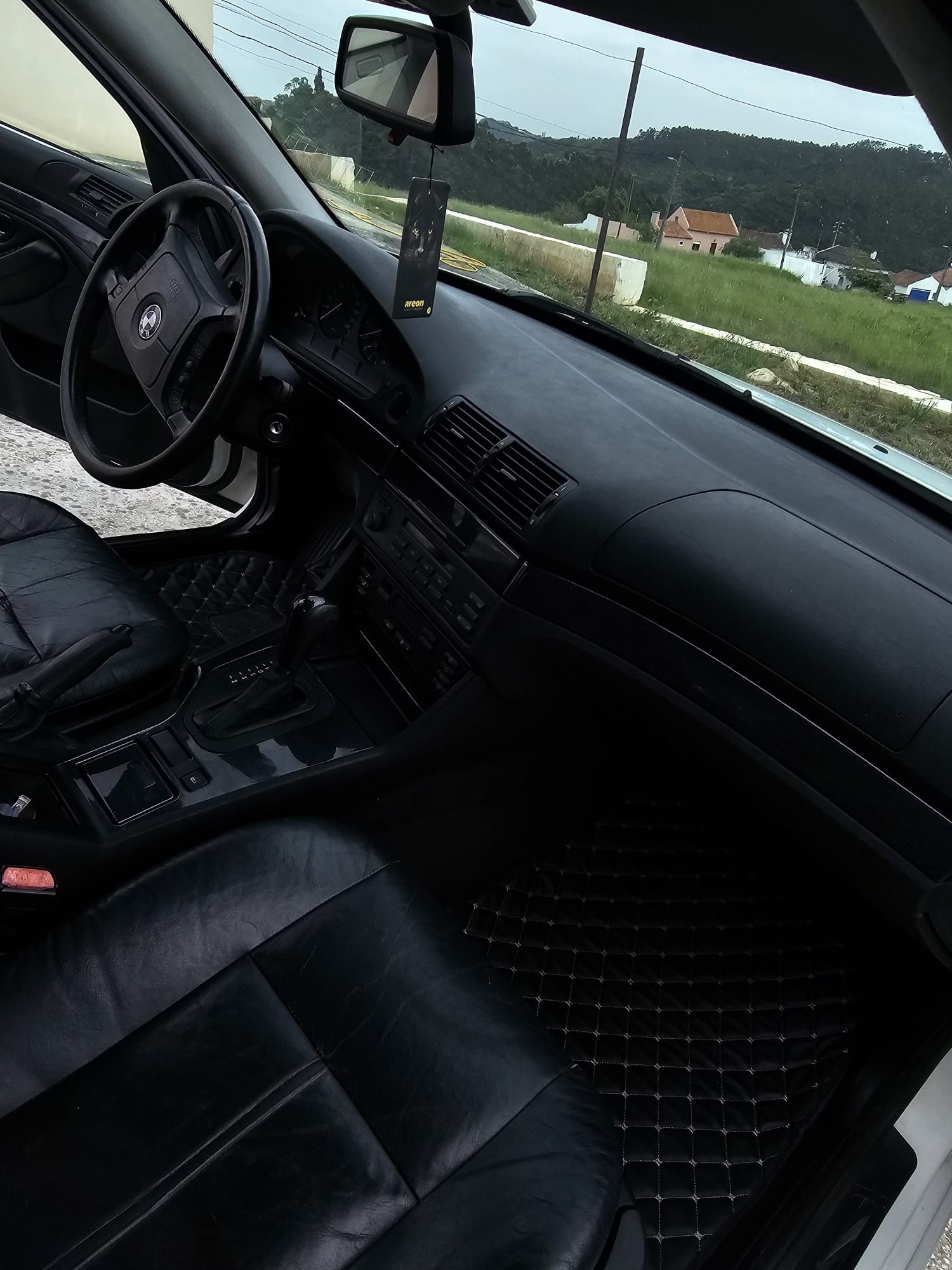BMW 525 TDS Impecável