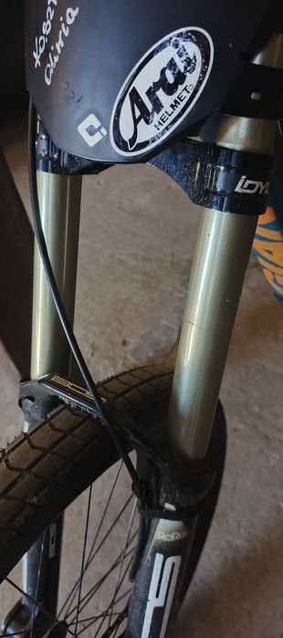 Giant glory 2 2015 M 27,5" DH (FR/STUNT/ENDURO/DIRT/DH)