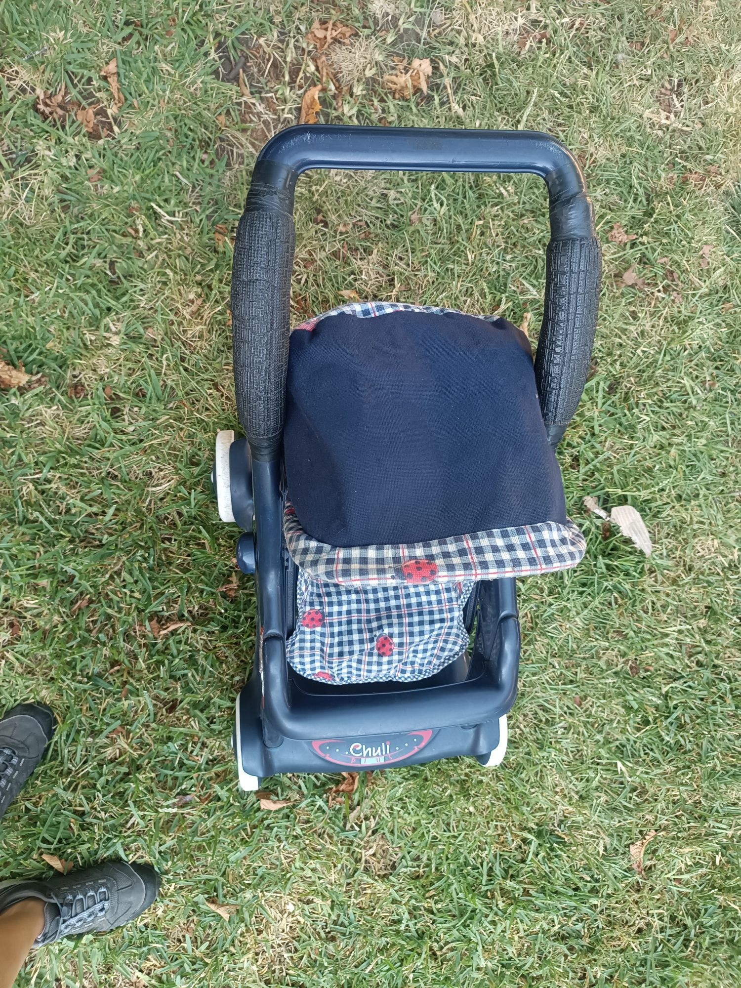 Carrinho de bebé de brincar