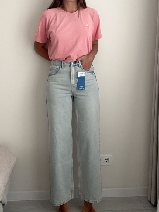 Голубые джинсы 36 размер с высокой талией