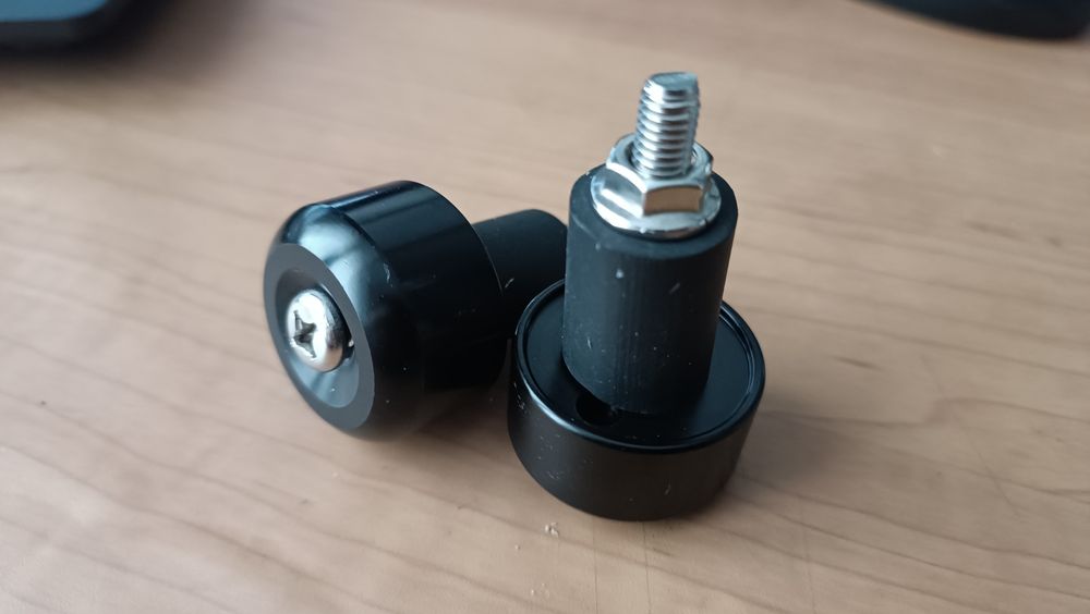 Грузики. Балансири, крашпеди на руль мотоцикла Suzuki GSX R