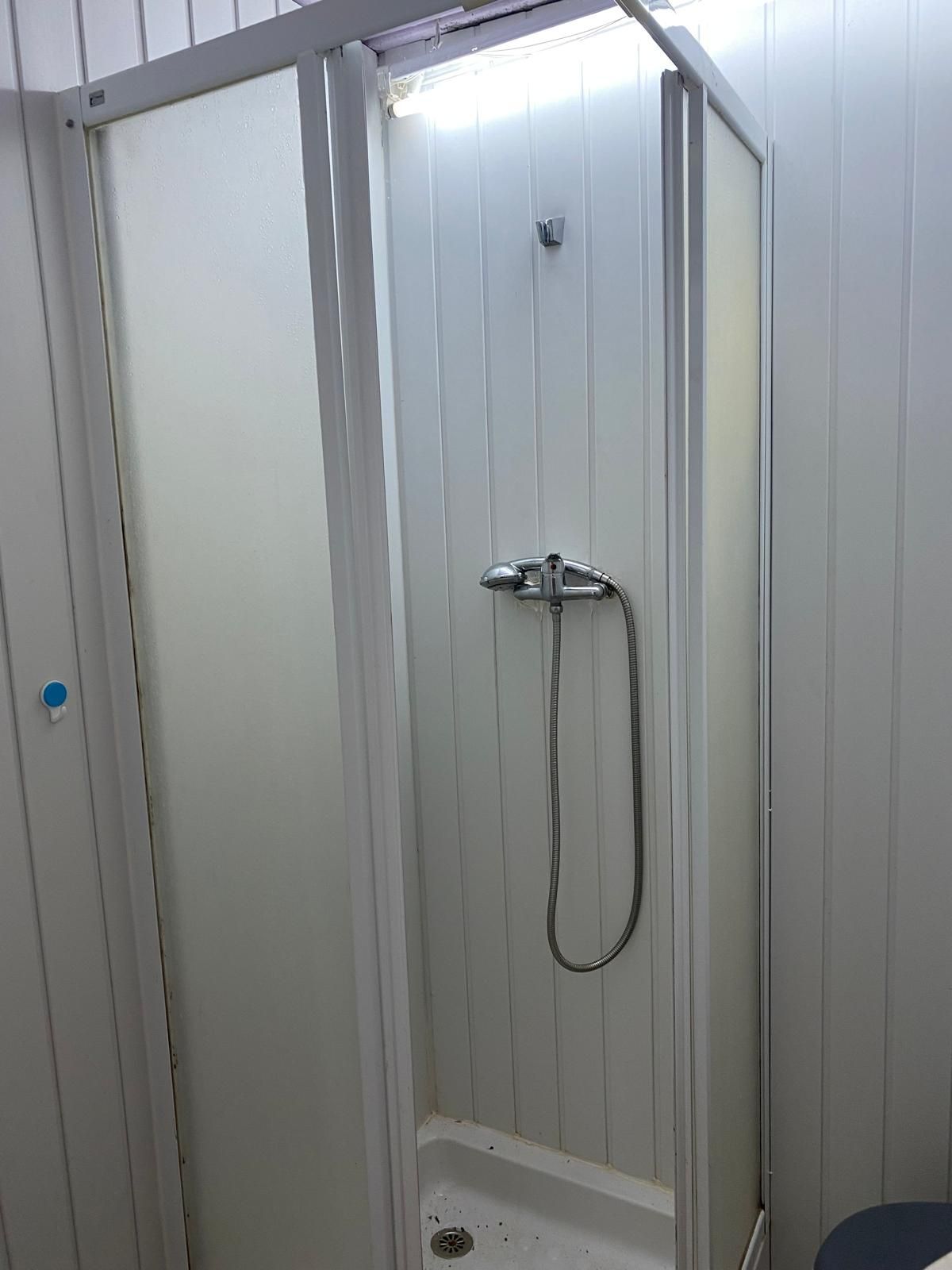 Arrenda-se armazém no Montijo (170 M2)