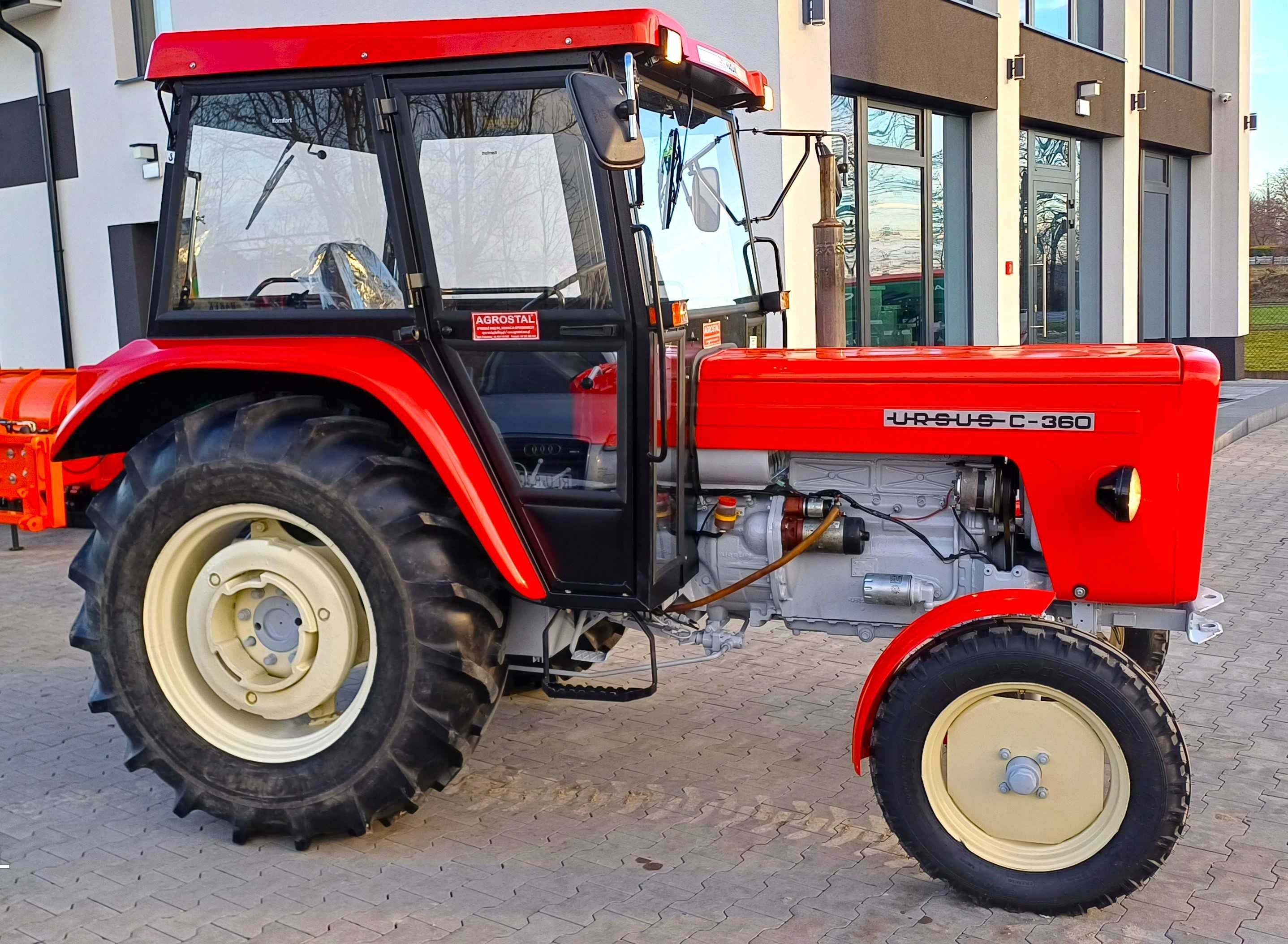 Kabina do ciągnika T25 ,Ursus c330 c360 3P mf z błotnikami i bez delux