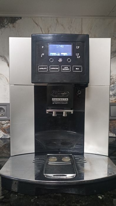 Продам Delonghi perfecta кофемашину