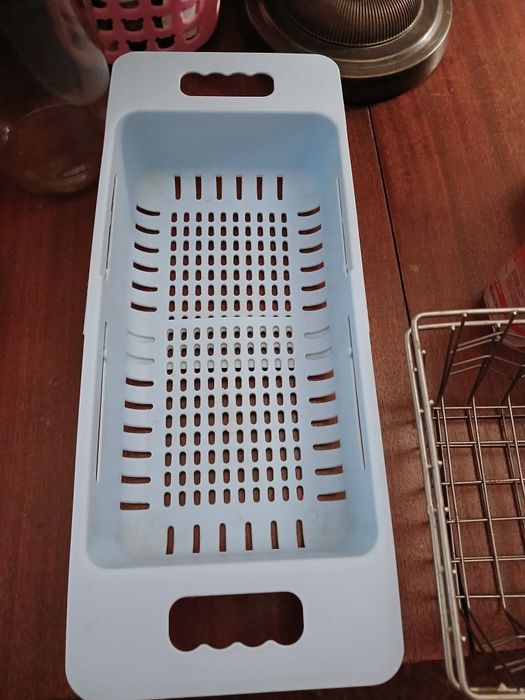 Продаю  прикроватную тумбочку