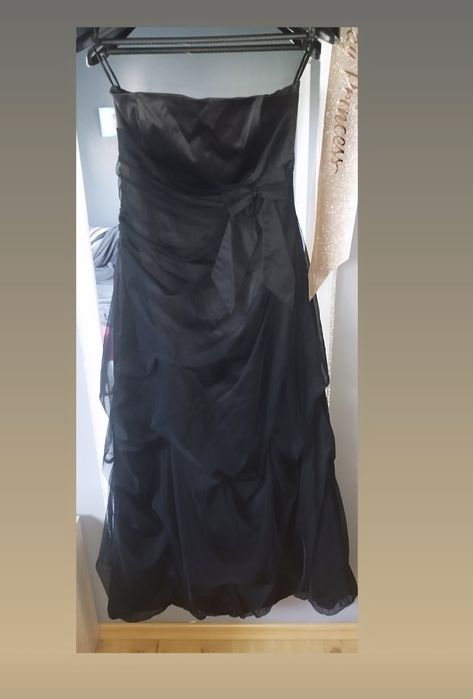 Sukienka na studniówkę