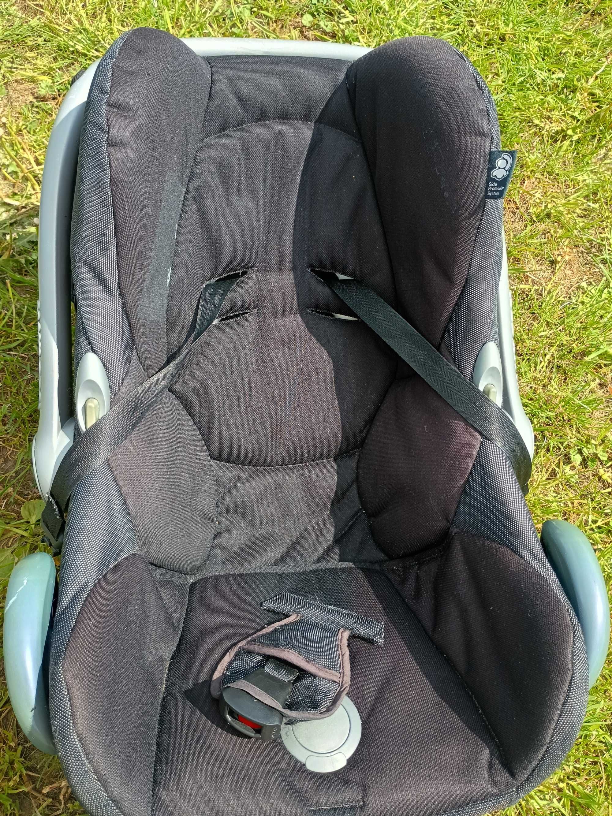 Fotelik Maxi Cosi cabrio fix i baza ISOFIX