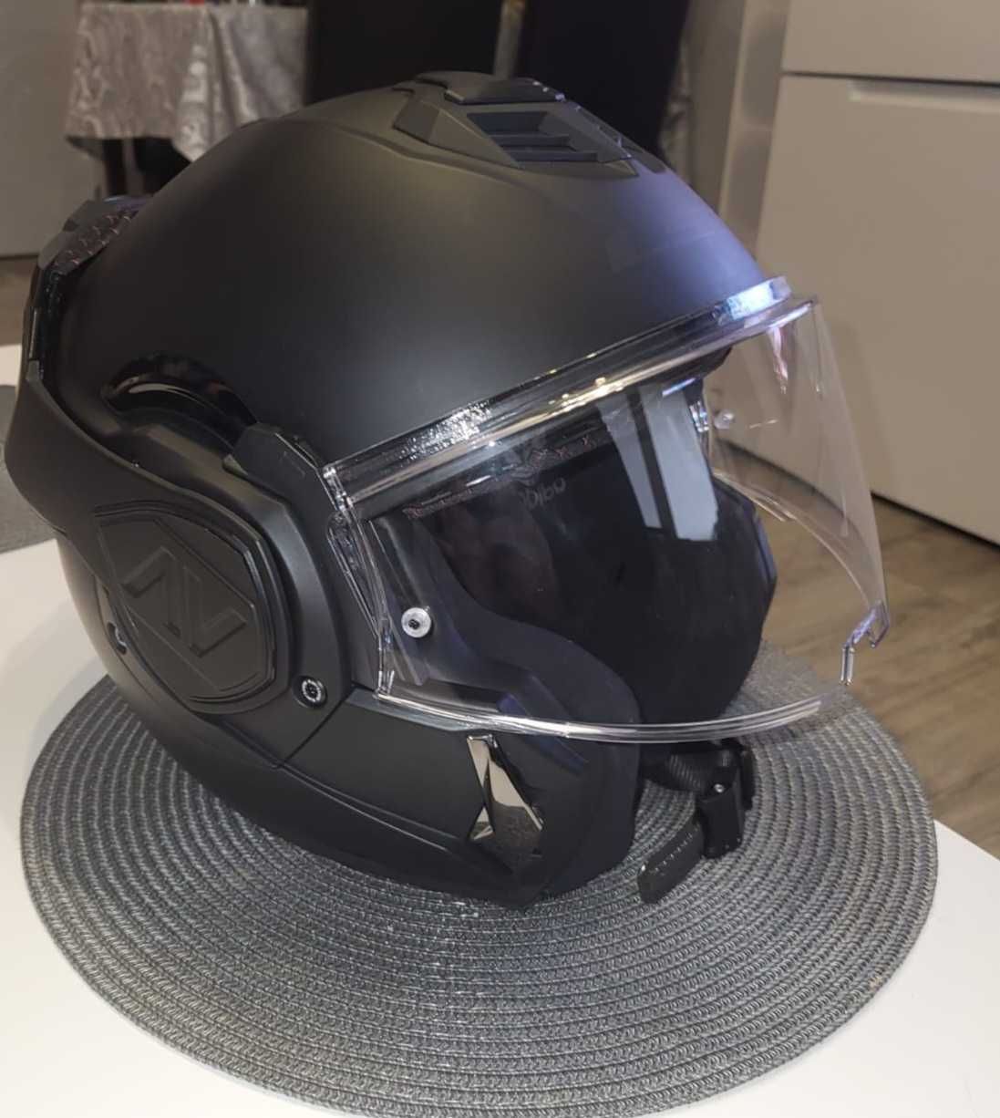 Kask szczękowy LS2