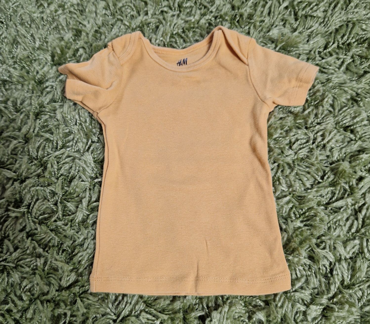 4x T-shirt H&M r. 68