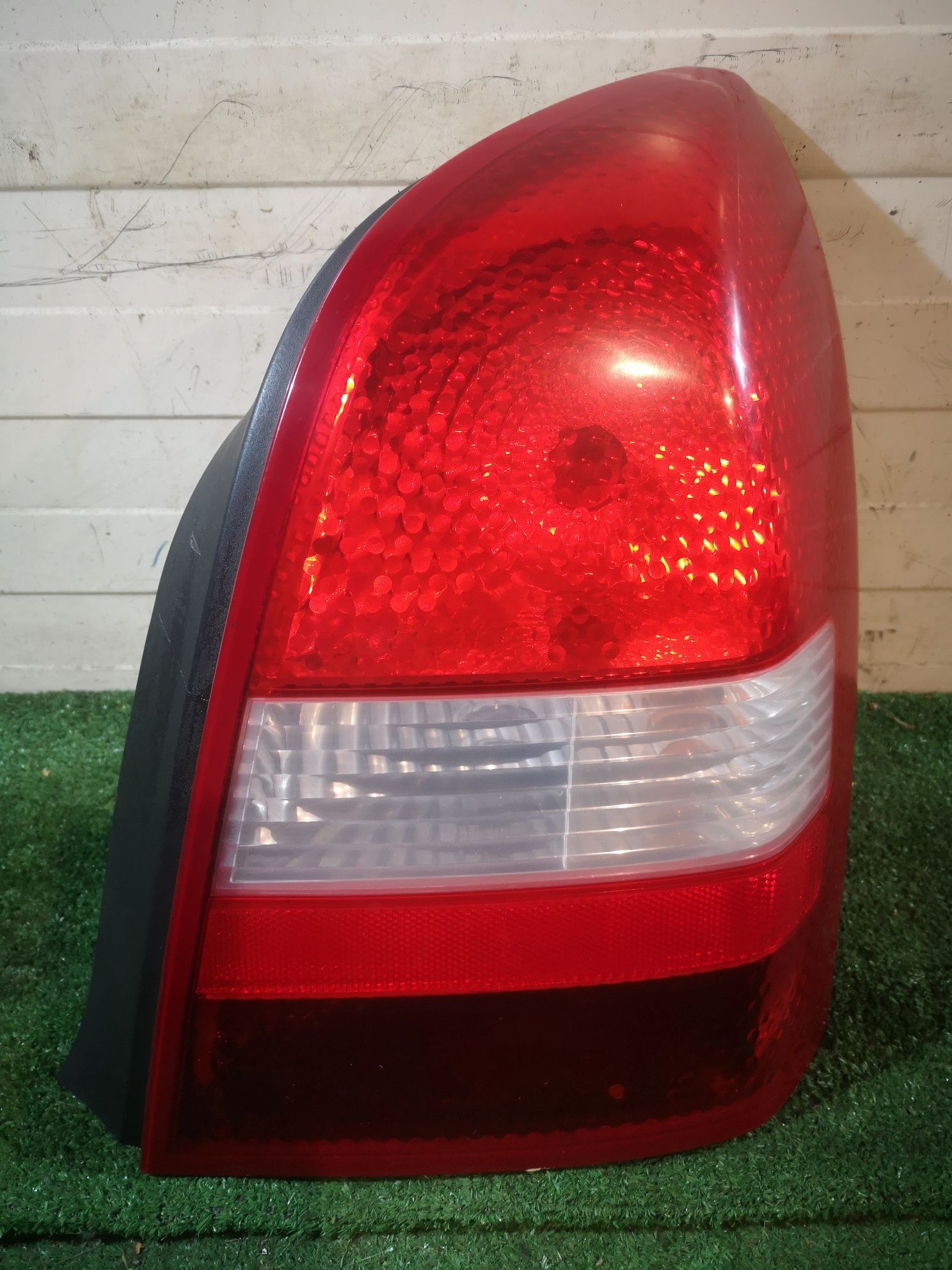 Nissan Primera P12 lampy