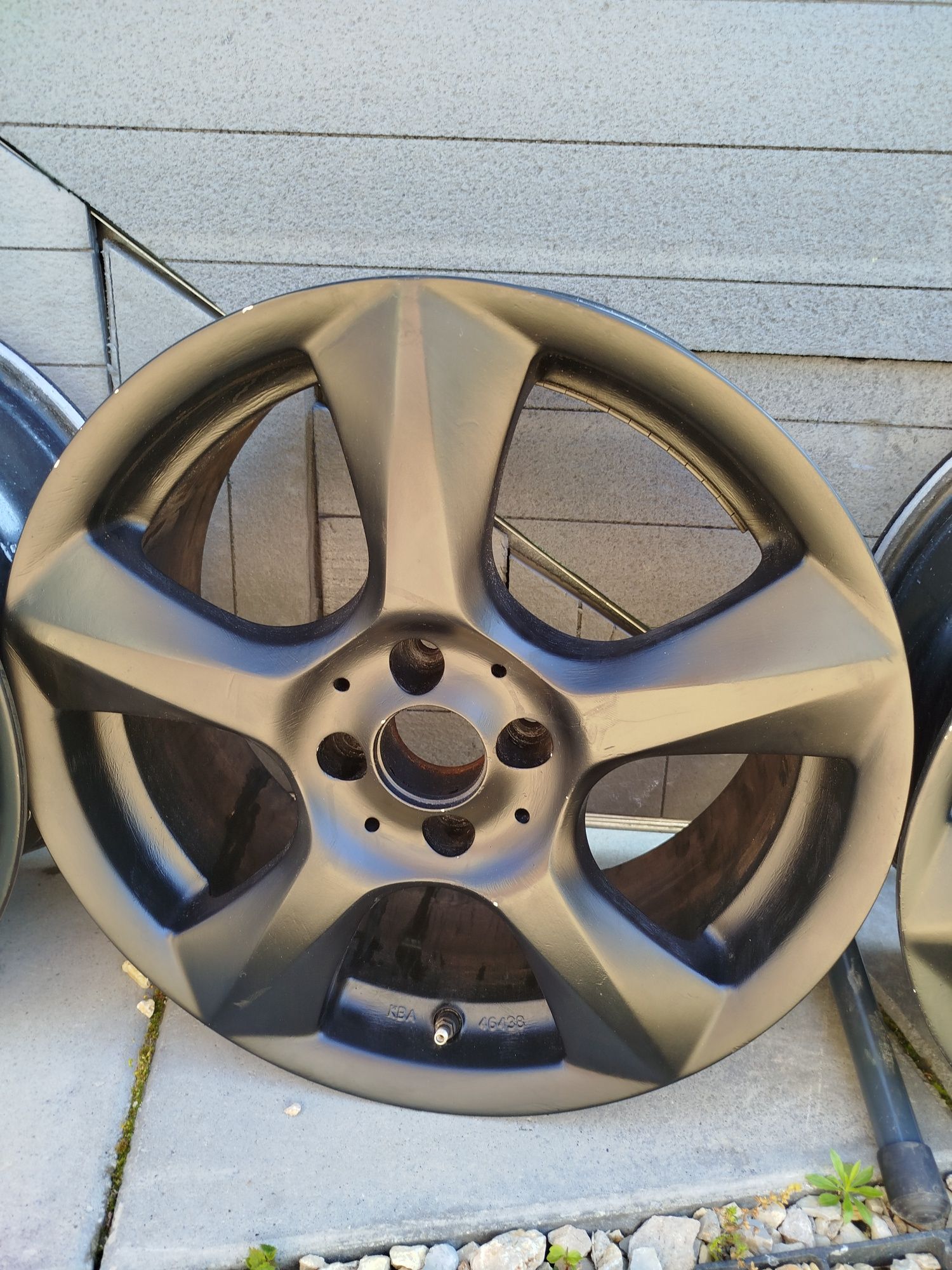 Felgi Aluminiowe 4x100 17 7.5J ET 45 Renault
