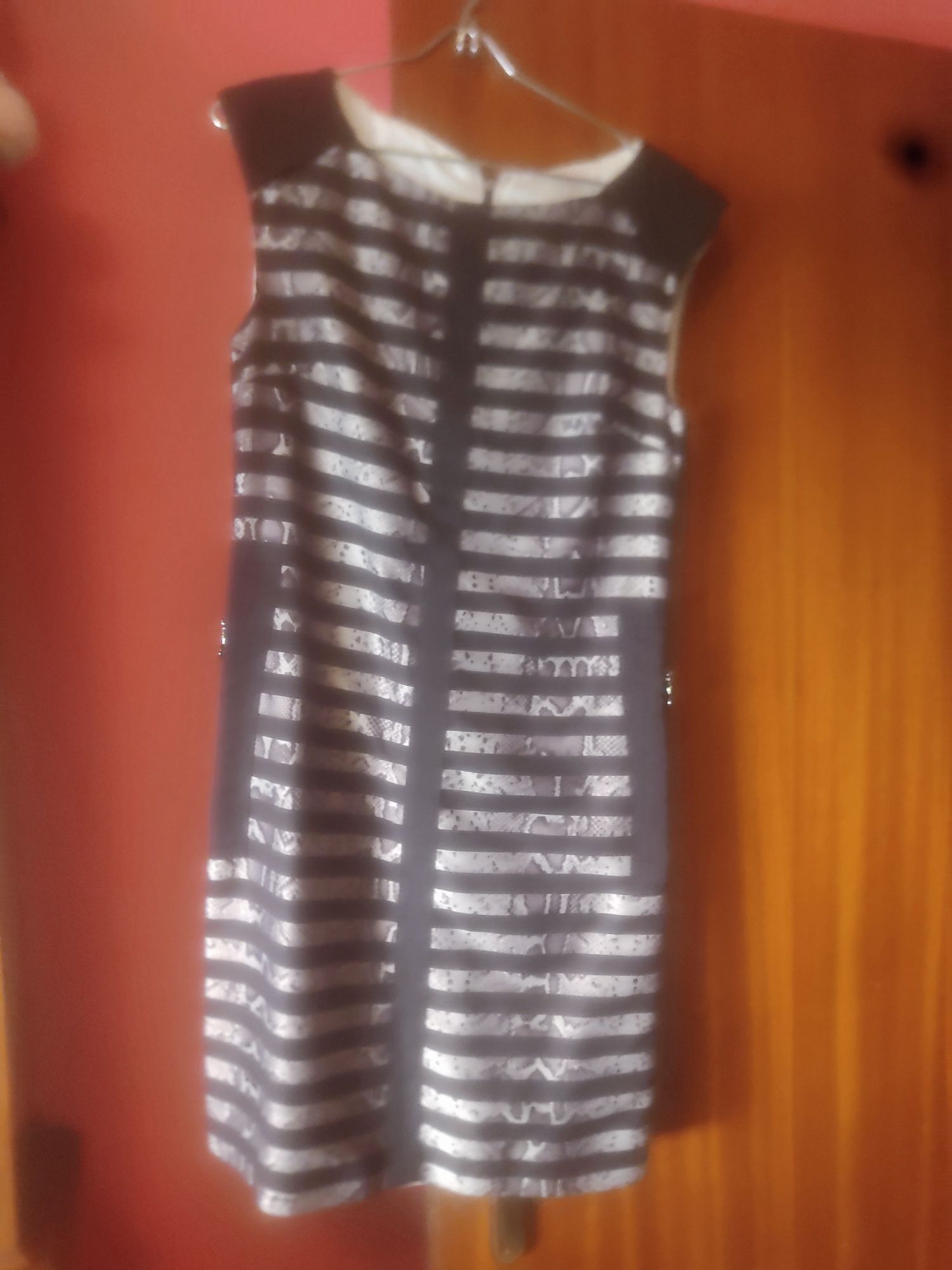 4 Vestidos Marca: "Ana Sousa"