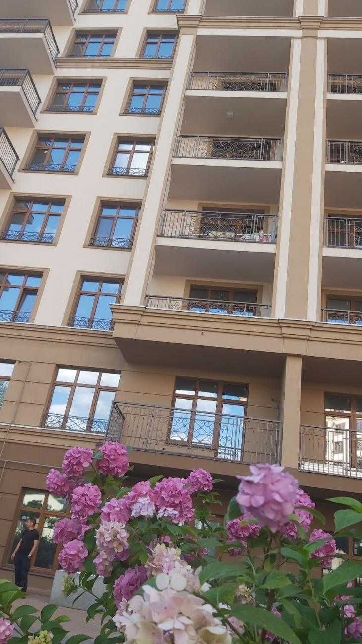 Продам свою квартиру, Печерськ, ЖК «52 Перлина» (Pechersk Plaza)