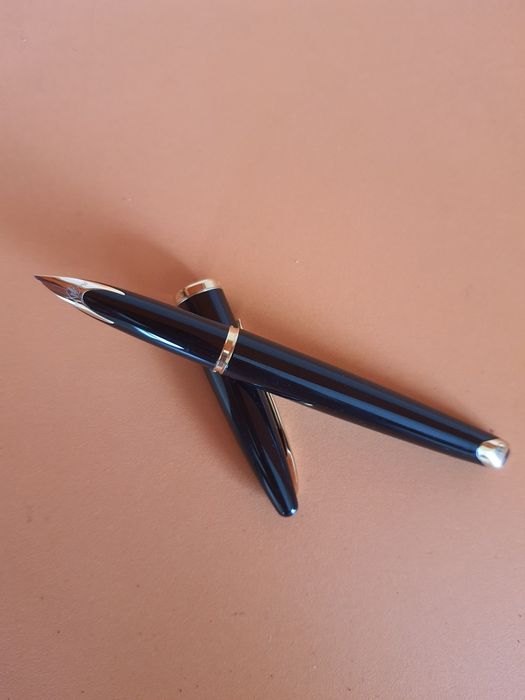 З золотим пером Ручка Waterman 750 проба.