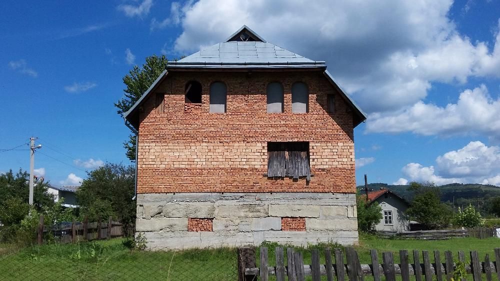 Незавершене будівництво с.Верхнє Синьовидне