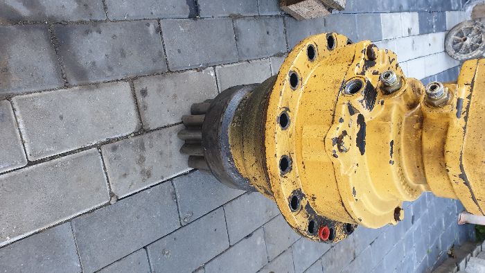 koparka cat m 313d 315 c silnik reduktora obrotu zf DR 140 CATERPILLAR