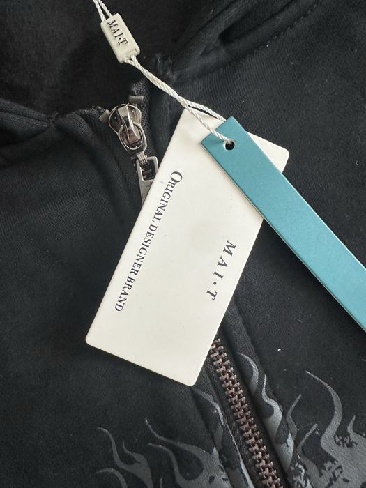 Bluza z grafiką Hellstar