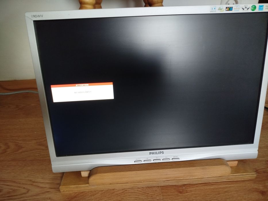 Monitor Philips 19
