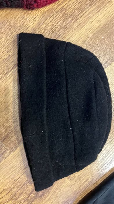 3 czapki damskie retro szydelko 2 szt i filc 1 szt