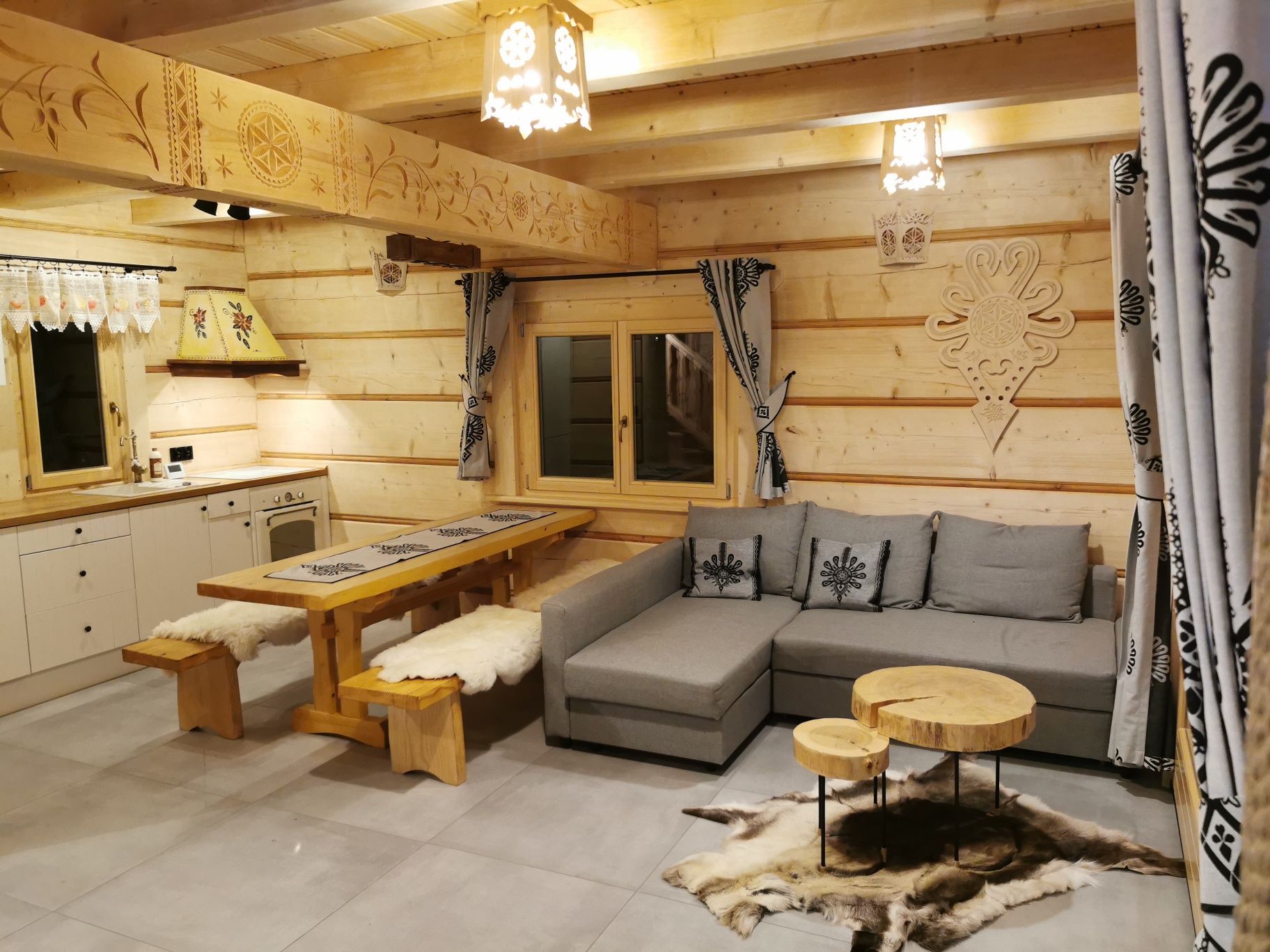 DOMKI Z JABŁONKI w górach widok Tatr 15os skoki domek Jacuzzi Zakopane