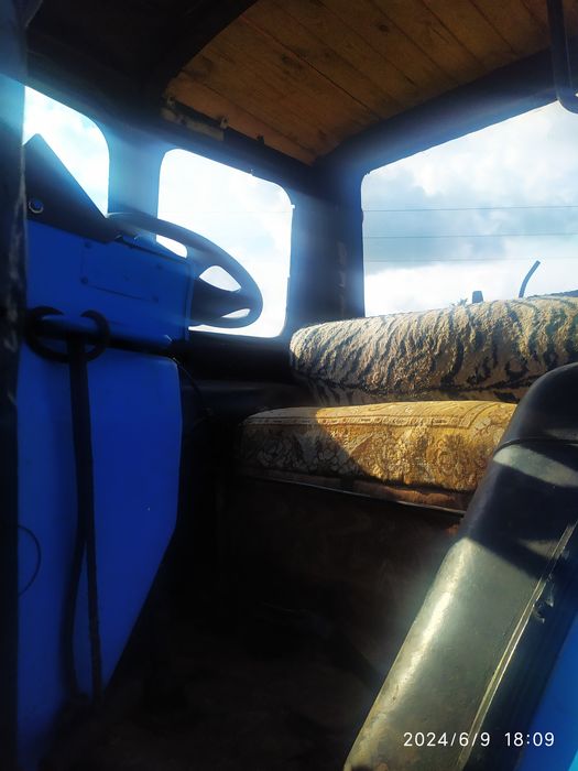 Продам трактор Юмз