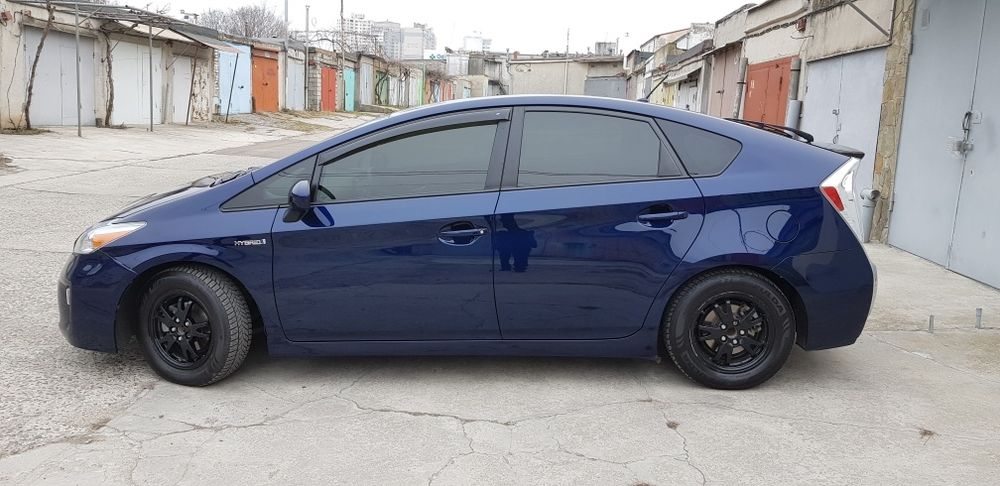 Тоyota Prius 30 2015 гибрид