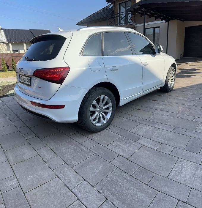 Ауді Q5. Доглянуте та надійне авто. В дуже хорошому стані.