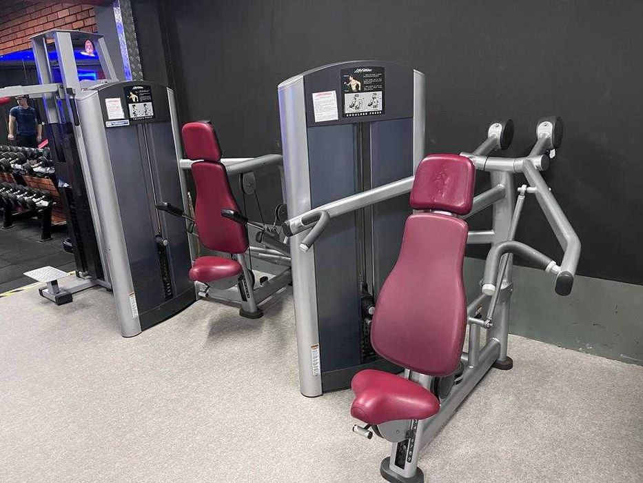 Zestaw 16 Life fitness signature pakiet maszyn na siłownię gwarancja