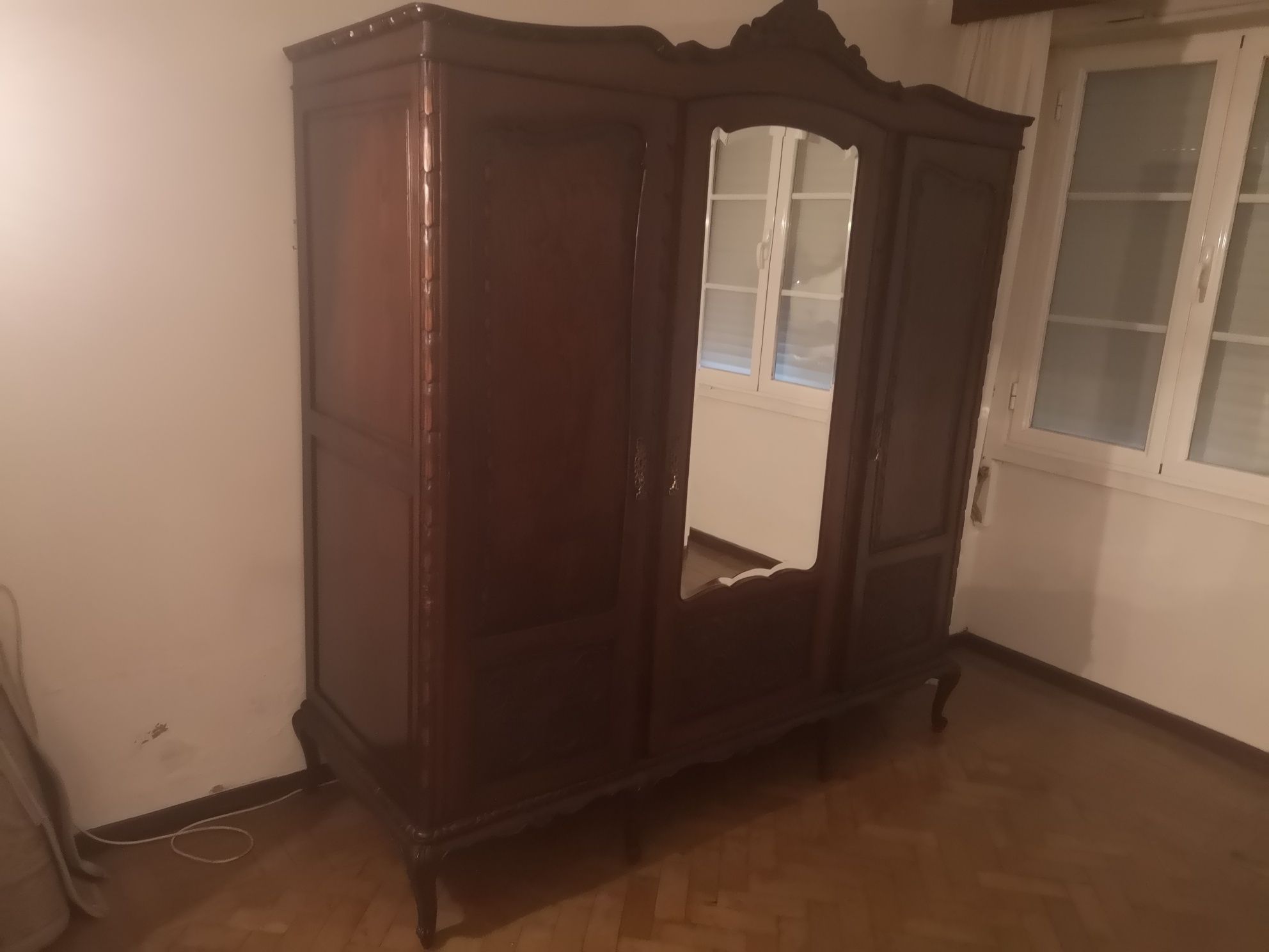 Parte de Mobília de quarto antiga