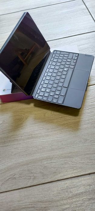 Tablet Lenovo IdeaPad Duo - Chromebook 10