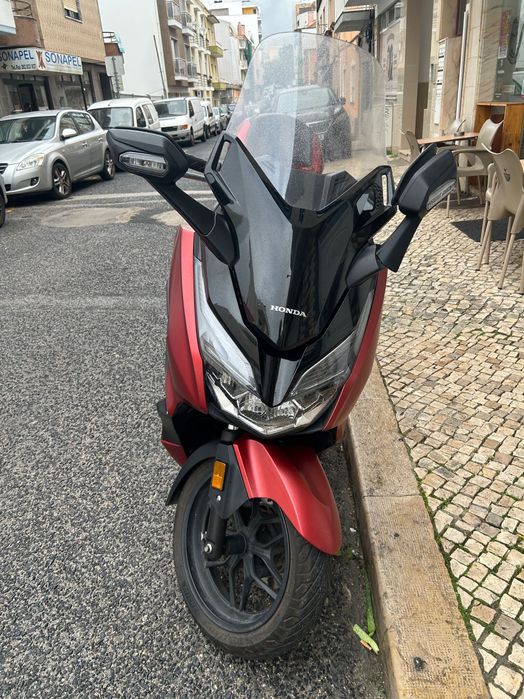 Honda Forza 125, ótimo estado