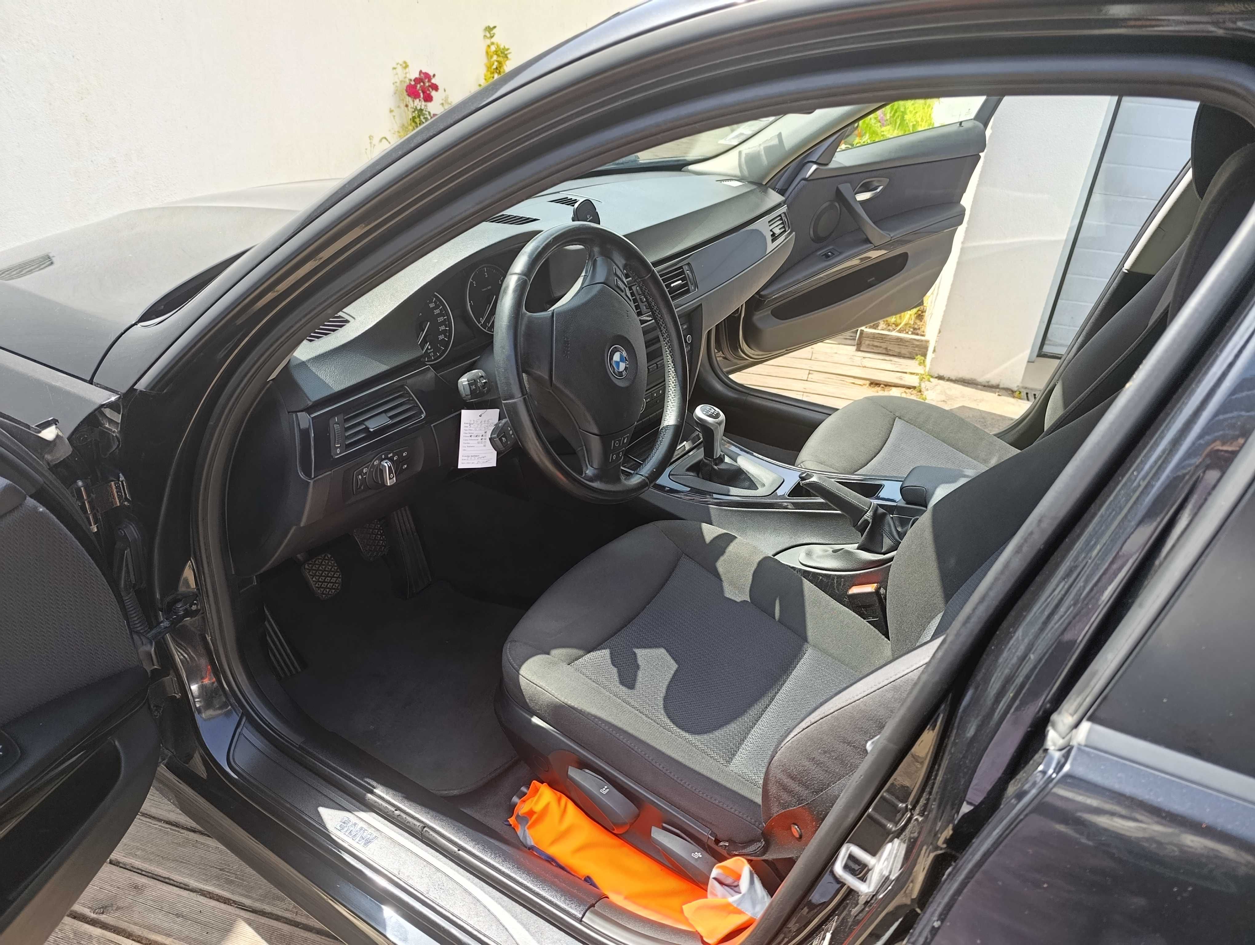 BMW 318 d touring 2010