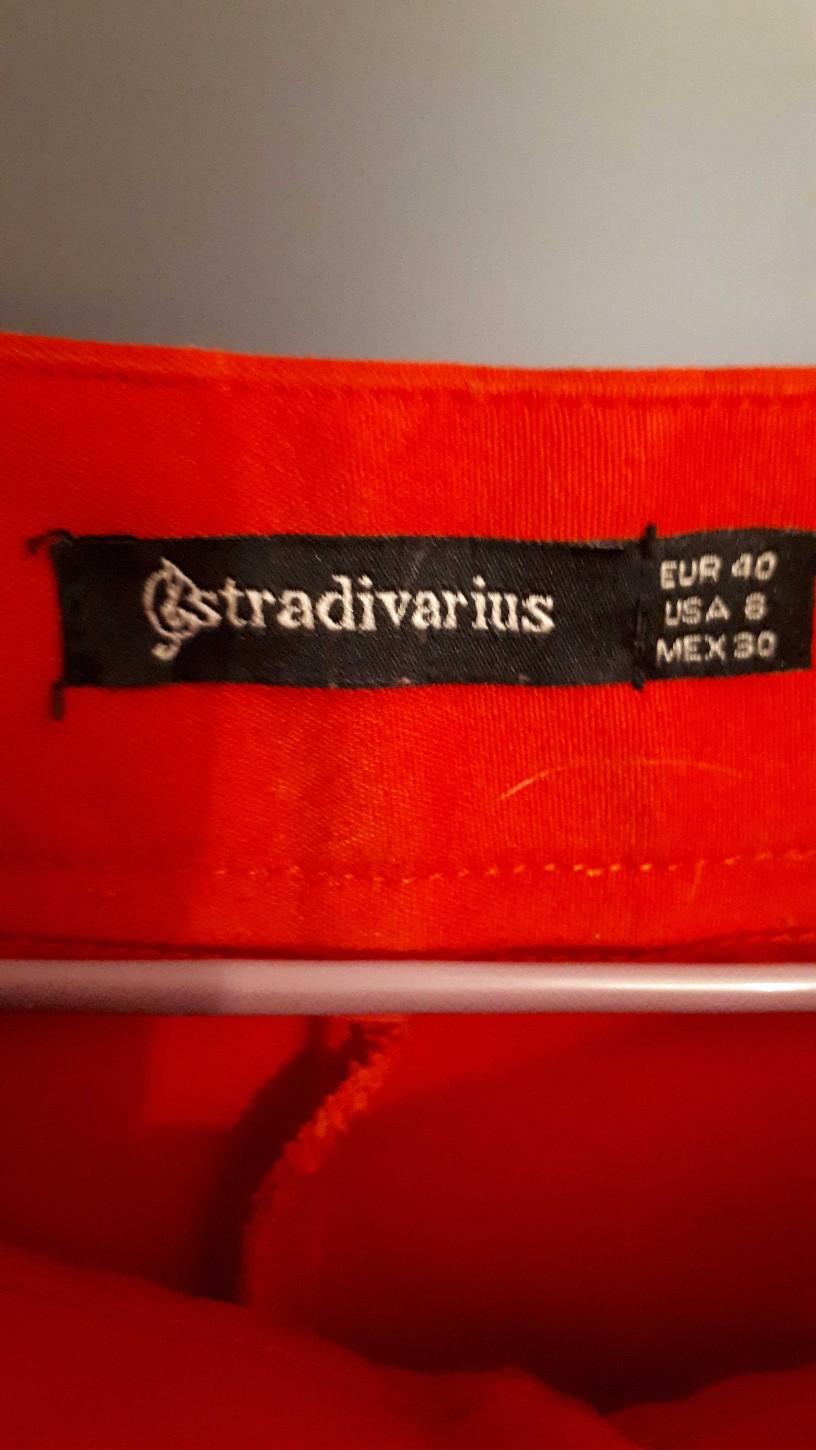 Stradivarius spodnie eleganckie damskie cygaretki 7/8 czerwony  L