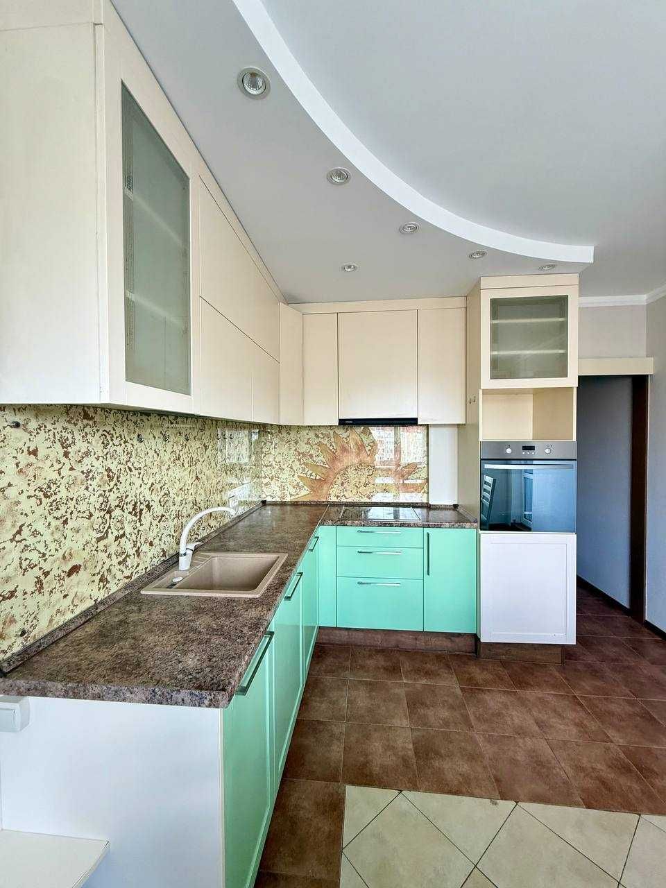 Продам 3 кімн кв Урлівська 5а Ахматової Княжий Затон Осокорки Позняки