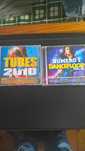 12 cds de musica                                 .