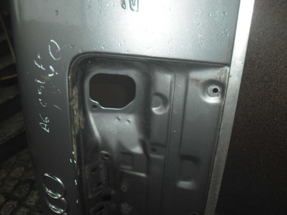 Klapa bagażnika Audi a6 c5 LY7Q