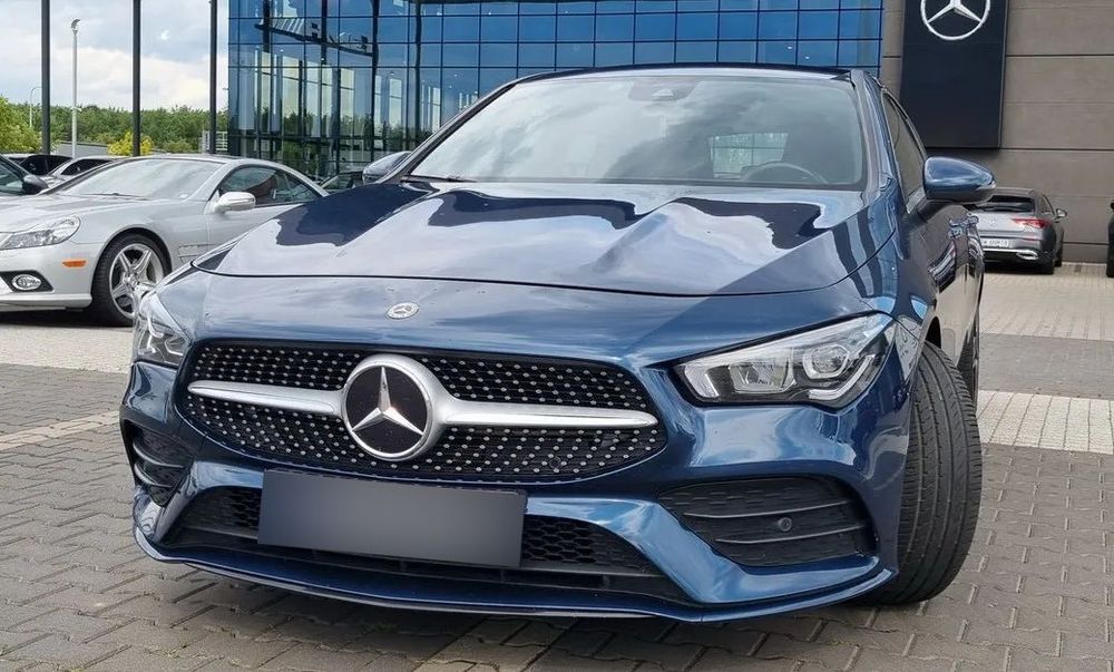 Mercedes-Benz CLA Mercedes-Benz CLA 200 d . Shooting Brake AMG Line 8G-DCT