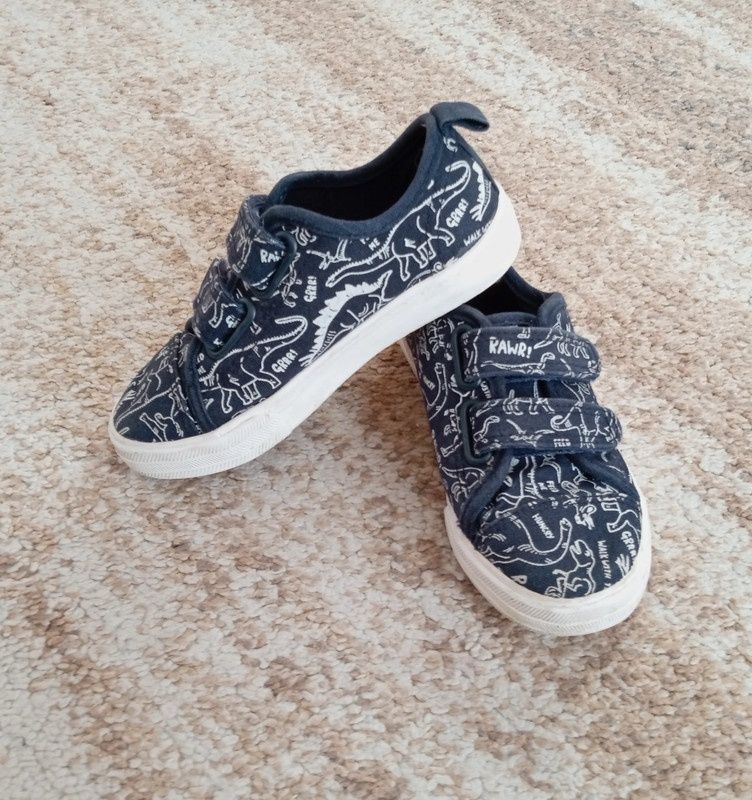 Buty sportowe trampki sneakersy na rzepy 26 H&m dino dinozaury