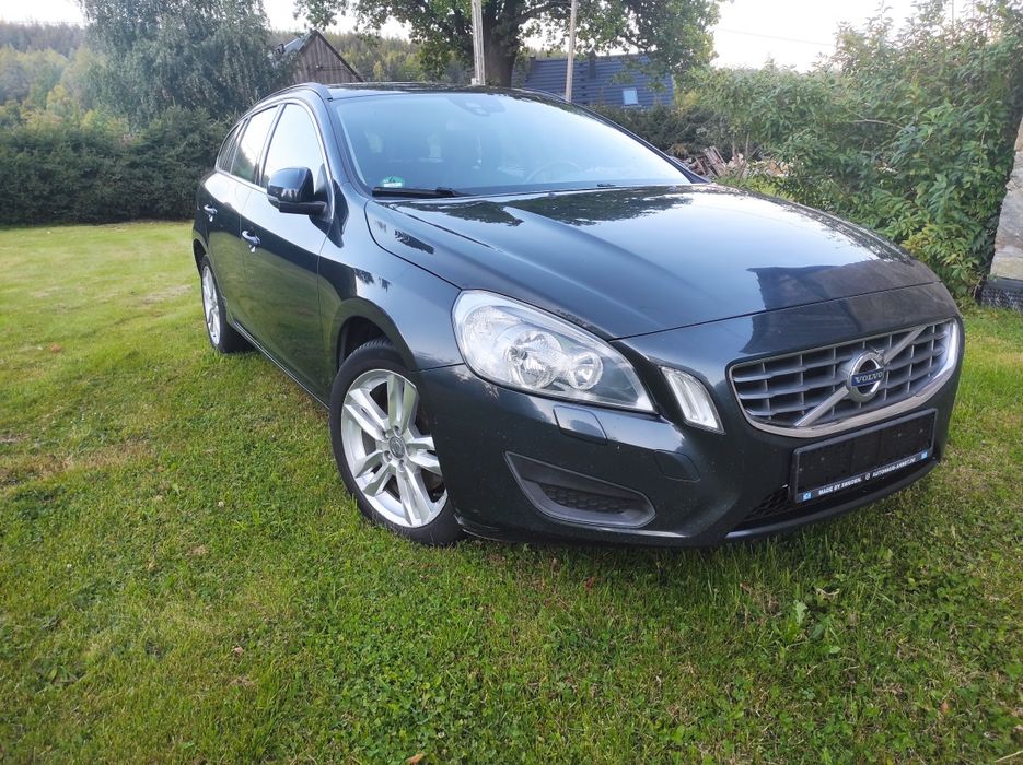 Volvo V60 D3 Momentum z Niemiec do opłat
