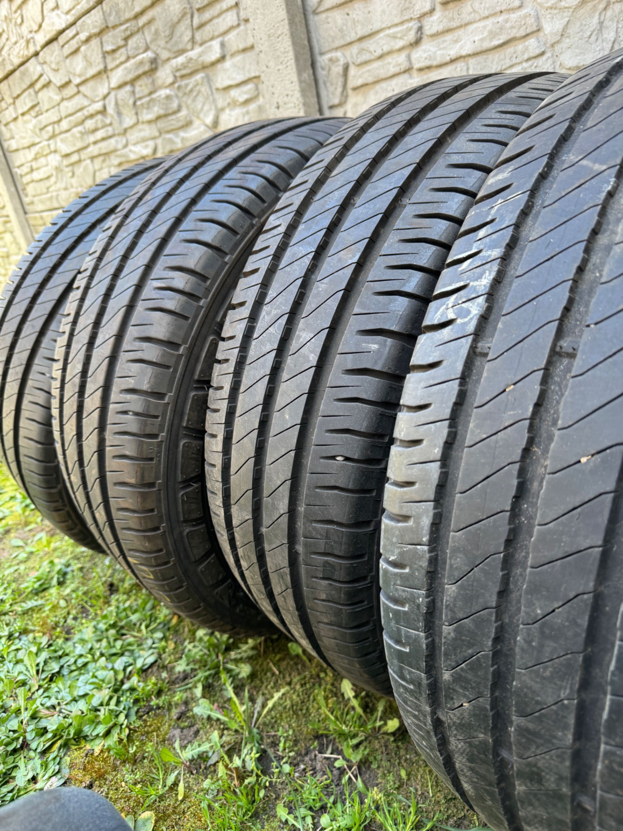 Michelin 215 65 R16c