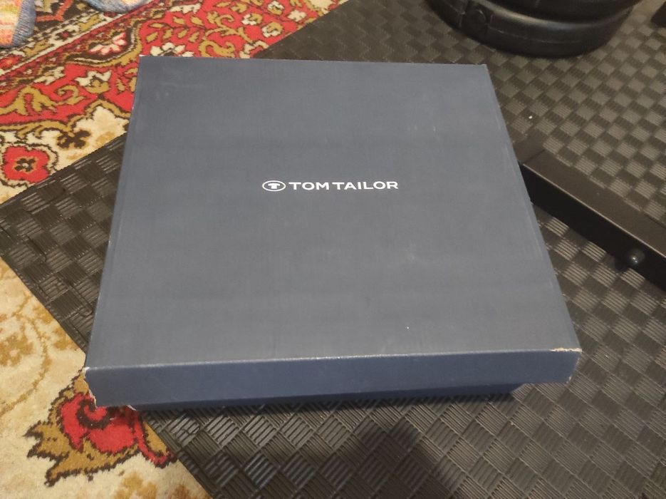 Челси Tom Taylor