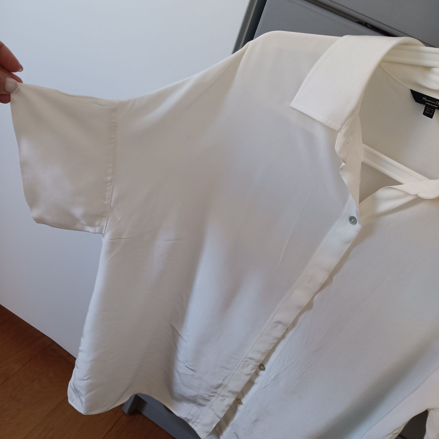 Camisa marfim 40 larga Massimo Dutti